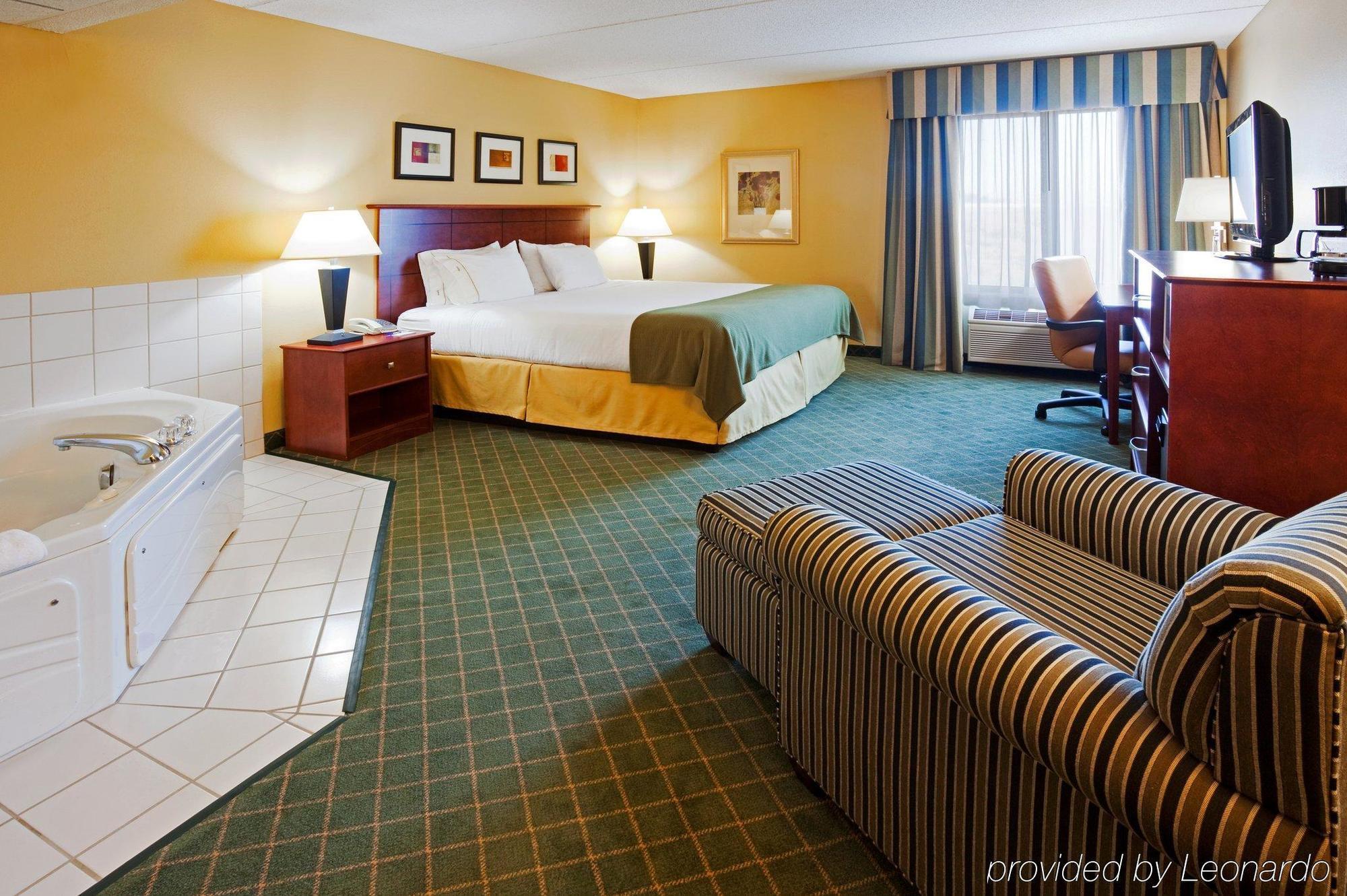 Holiday Inn Express Hotel & Suites Coon Rapids - Blaine Area By Ihg Quarto foto